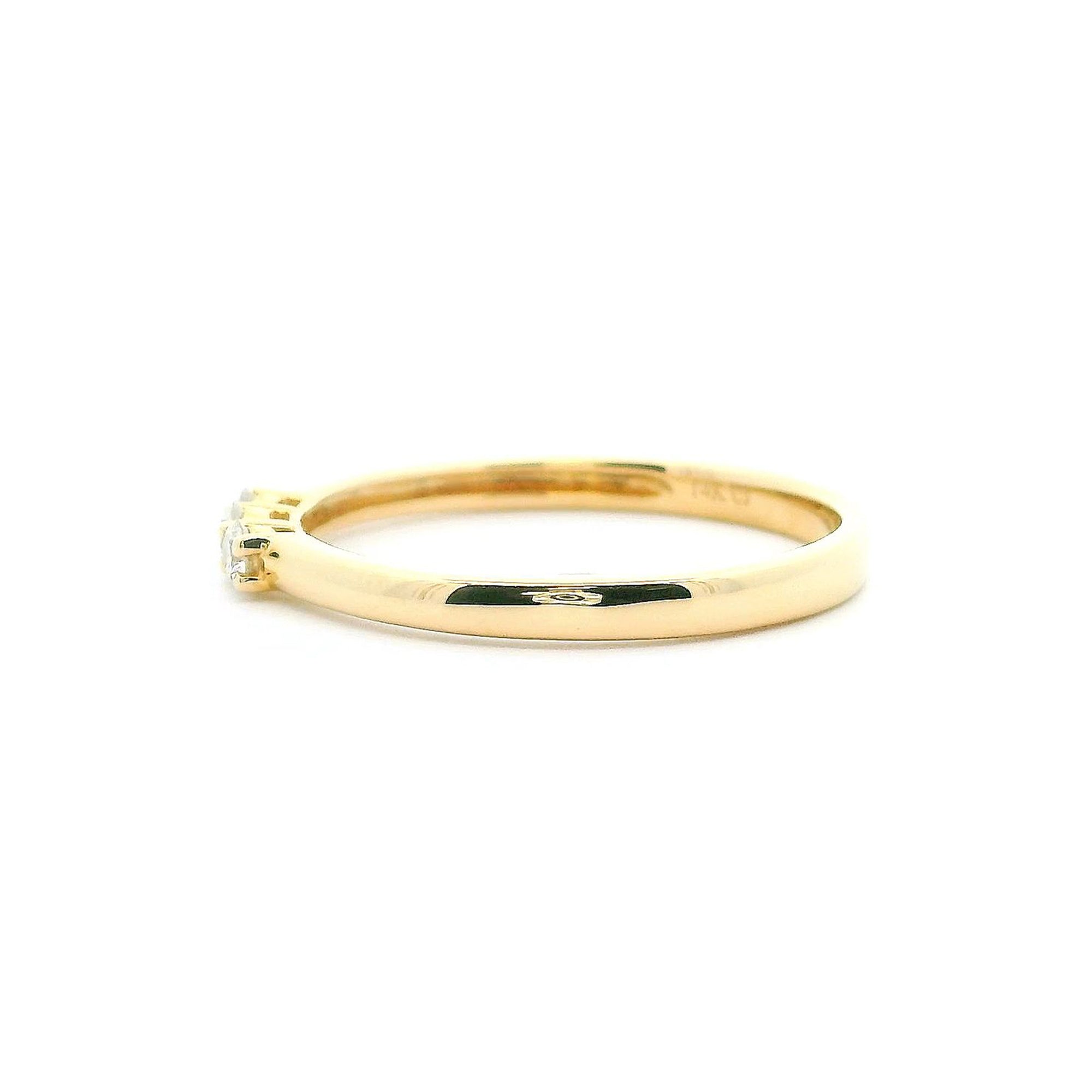 14K Yellow Gold 0.15cttw. Diamond Three Stone Fashion Ring