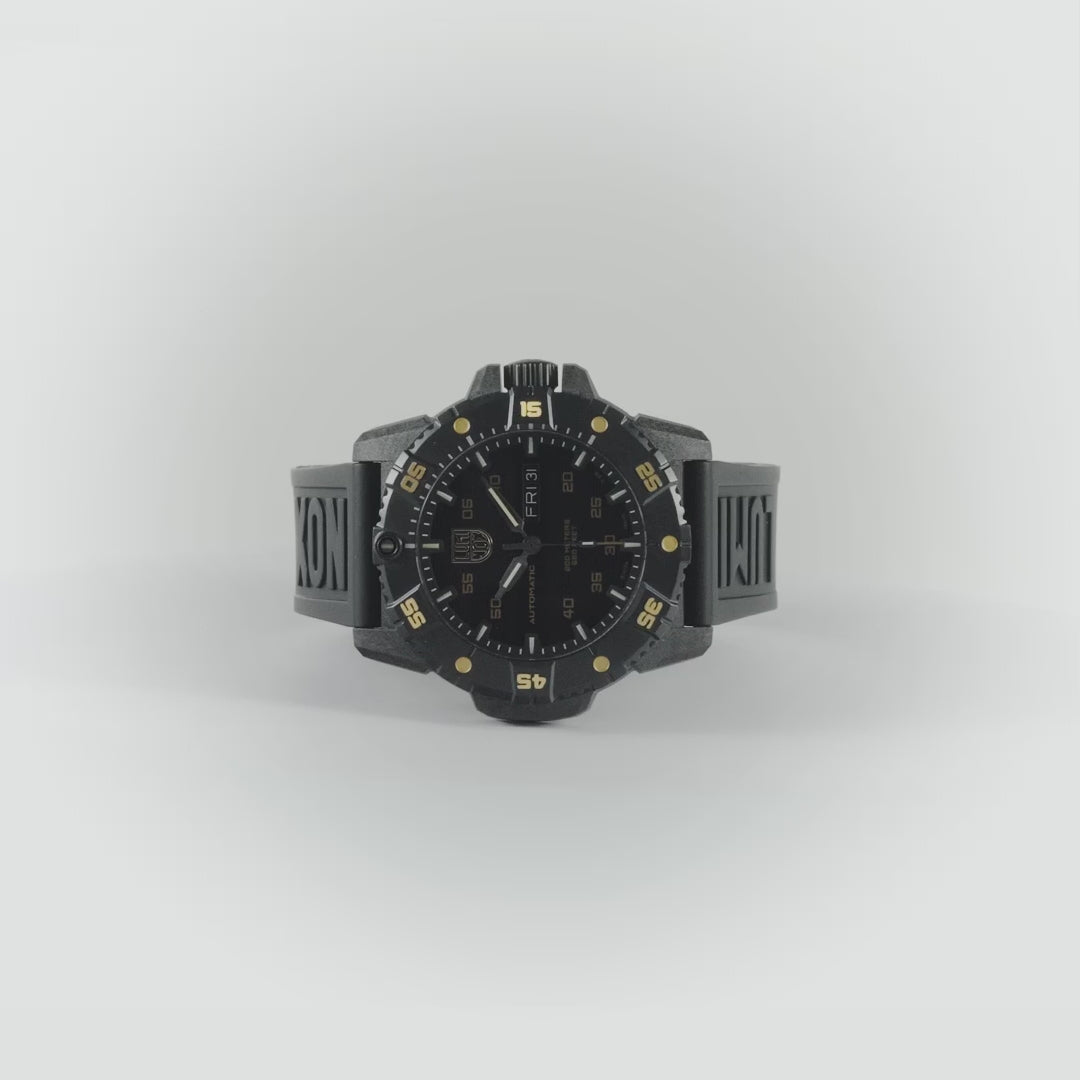 Luminox Limited Edition Master Carbon SEAL Automatic Series 3865.GOLD